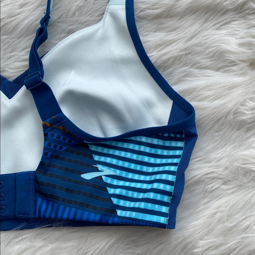 Brooks | Drive Convertible Run Bra - Picture 6 of 9